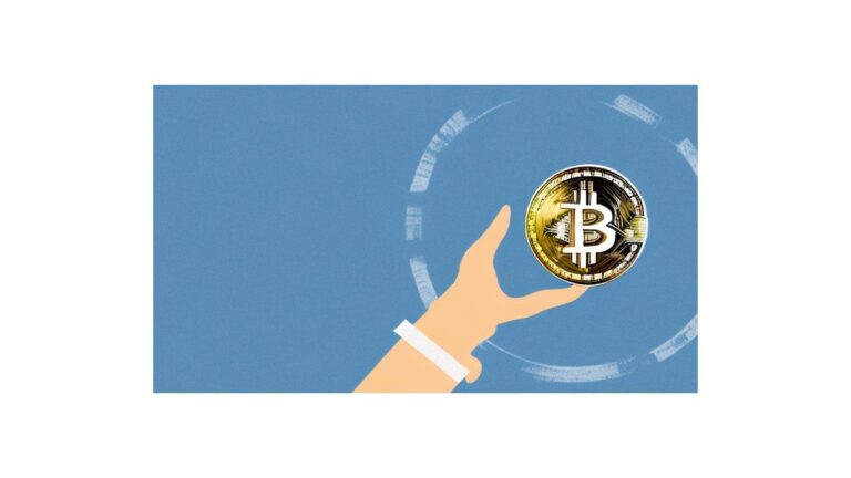 Persona usando un smartphone con gráficos de criptomonedas