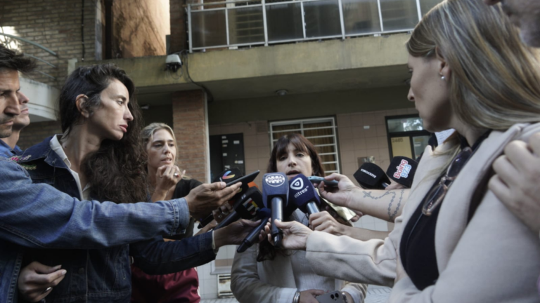 Fiscal Carla Ranciari durante conferencia de prensa sobre el caso en Santa Fe