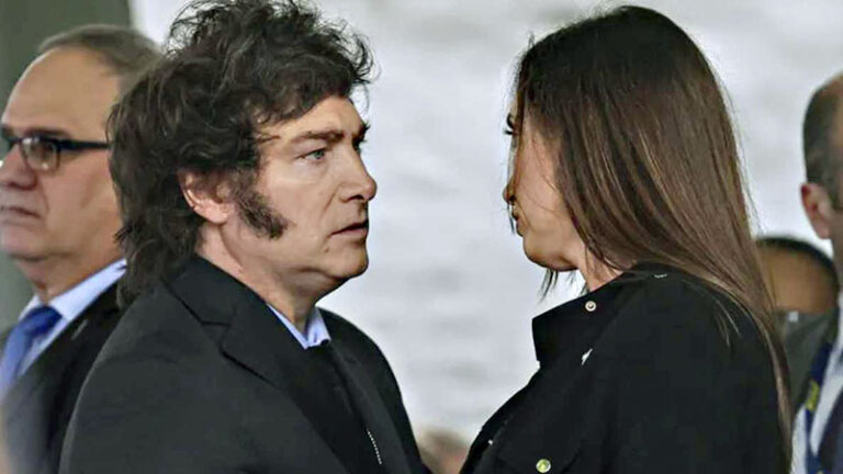 Fotografía de los presidentes Javier Milei y Victoria Villarruel en un acto oficial.