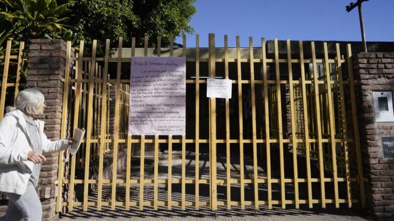 Escuela 117 Islas Malvinas en Santa Fe, donde ocurrió el accidente fatal de Luna Miqueo Cuello