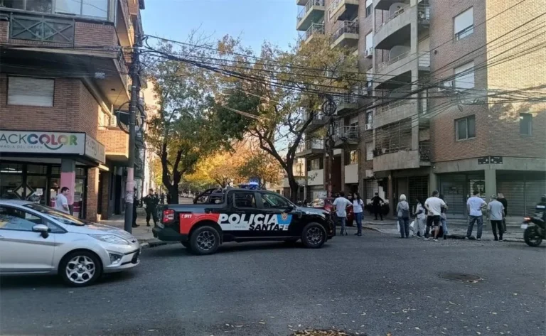 Operativo policial en Rosario por paquete sospechoso con monedas como proyectiles