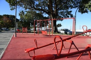 Vista de la obra del paseo central en la Av. 7 Jefes, Costanera Oeste de Santa Fe