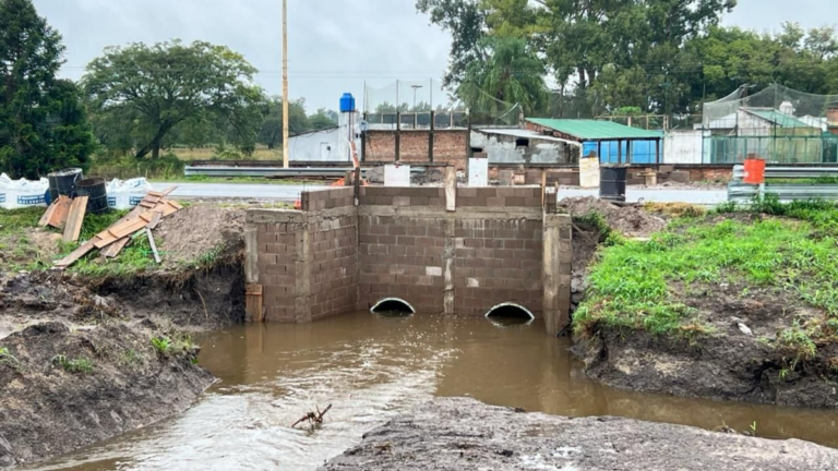 Lluvias intensas en Santa Fe, campos inundados y obras hídricas
